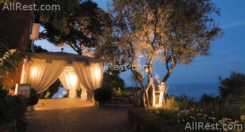 Mezzatorre Resort & Spa 13